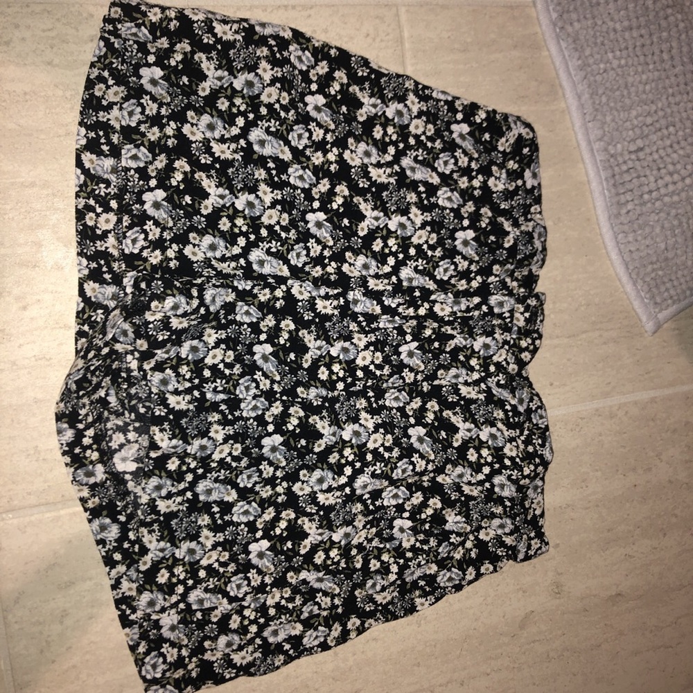 Clothes Bundle! - Picture 3 of 7